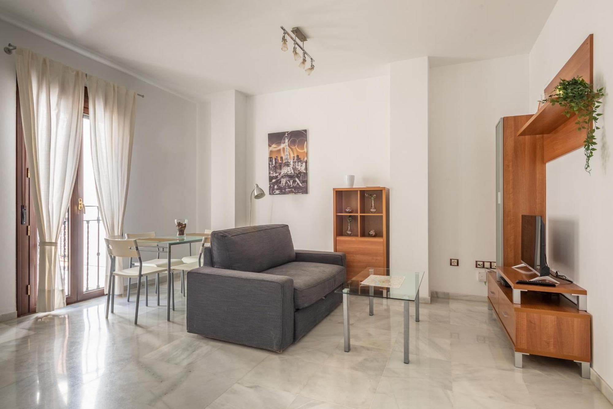 First Floor Close Macarena Church Sevilla Exteriör bild